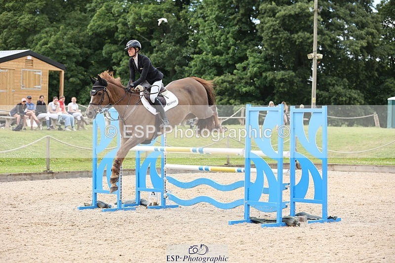 240711-155115-29129 - Cls 124 Foxhunter