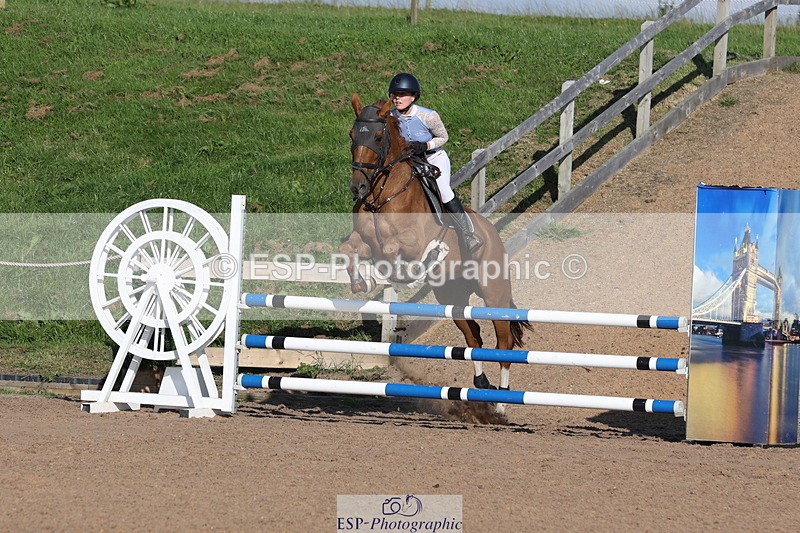 230915A-162826-03182 - Cls 6 Snr 1.05m Derby