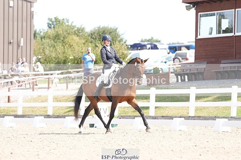 250817-114228-08865 - 058-Abigail.RousellMister.Cadbury