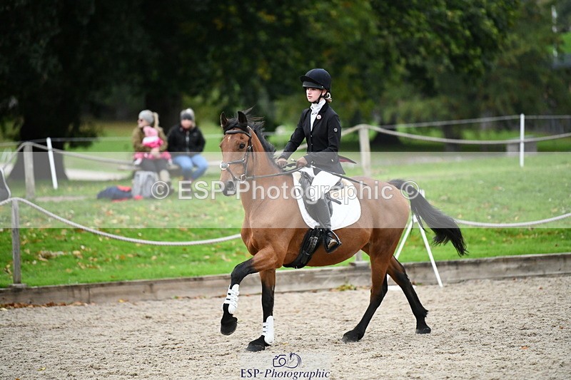 251004A-170109-02342 - Classes 10 & 11 80cm