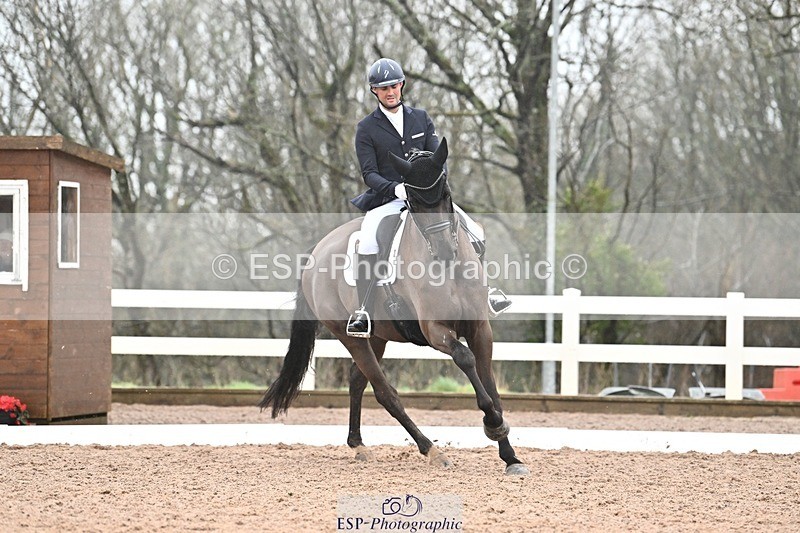 250215-115016-03272 - 127-Jezz.Palmer-Toddington.Debut