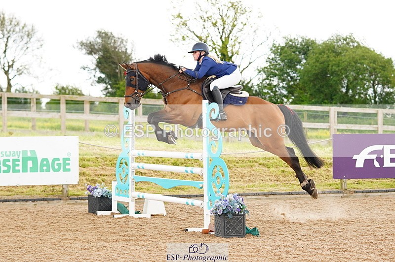 240526A-112852-07806 - Cls 26 Chard Equ 1.05m and 1.10m Grand Prix