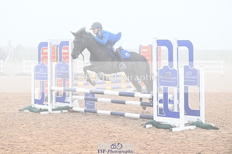 240907A-090237-00003 - Cls 1 Pony Intro 70cm