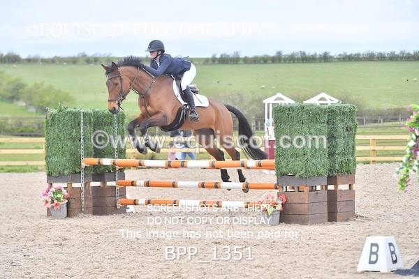 BPP_1351 - CLASS 15 SAT Senior BritiNovice/ 90cm Open
