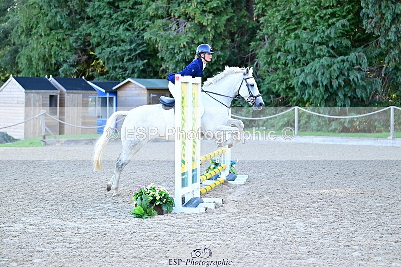 260905A-084934-00130 - Cls 01 AB 70cm Snr & Jnr