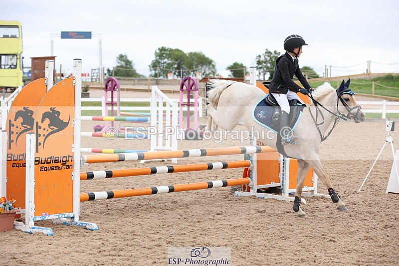 240630A-181555-16359 - Cls 28 Stepping Stones 128cm + 138cm