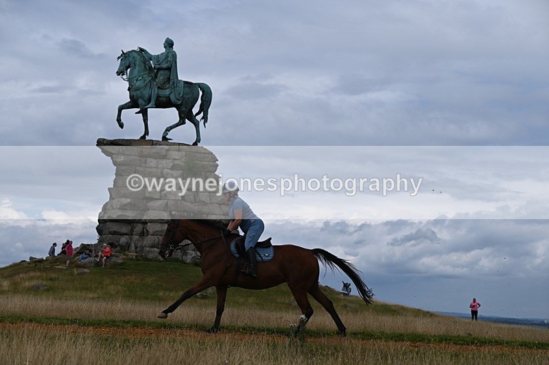 DSC_7637 - Time at Statue 13:16 to 13:52