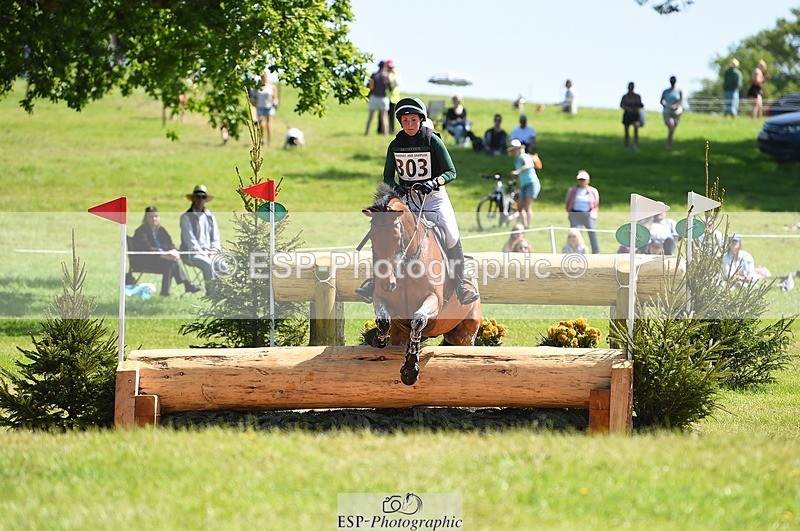 230527-111040-09108 - 303-JESMOND_RENARD-Susie_Berry-XC