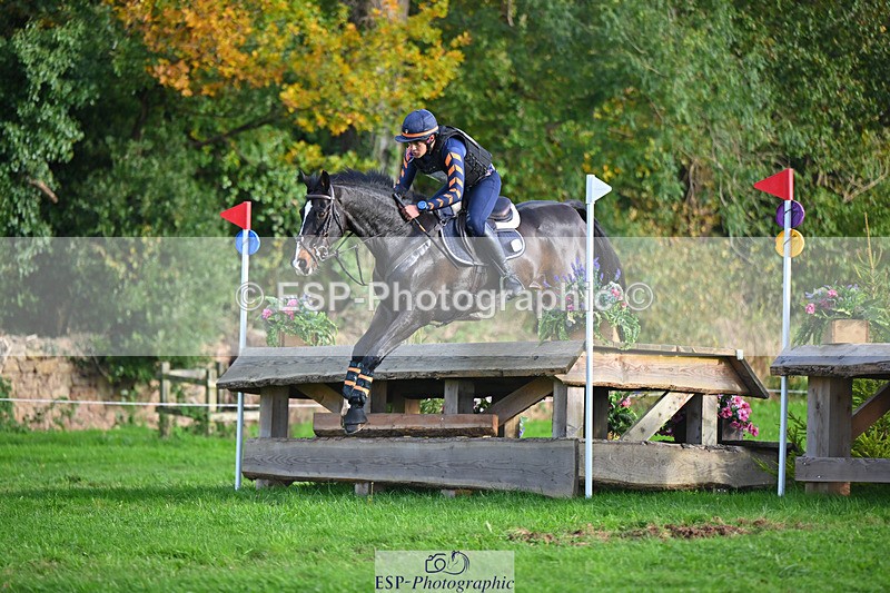 241025-153115-10368 - 226-Matteo.Gallucci-CASTLERICHMOND.WILLIAM