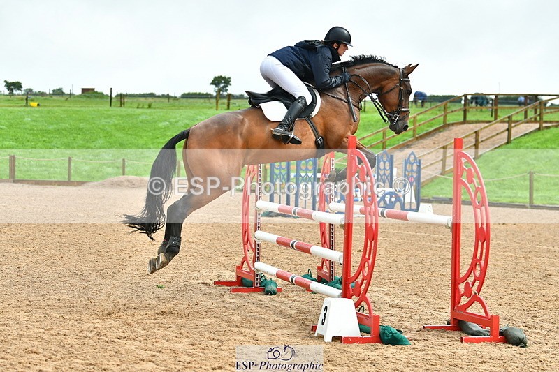 230805A-105801-00244 - Cls 2 Snr Newcomers & 1.10m Open