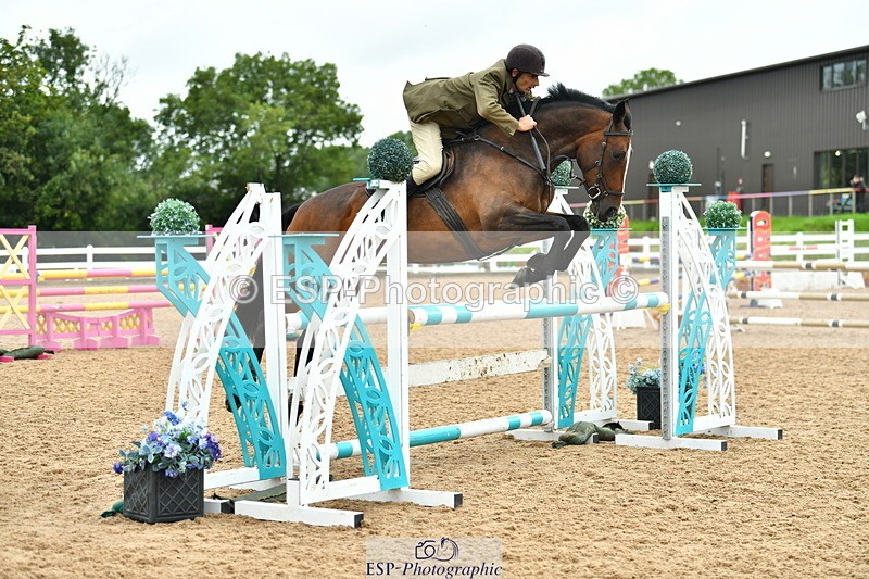 230730A-145332-10487 - Cls 35 1.05m Amateur Quali