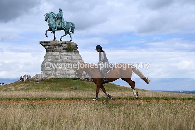 DSC_7094 - Time at Statue 12:45 to 13:15
