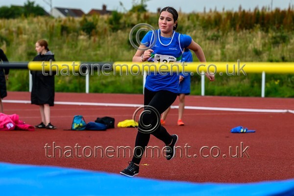 ComMast25-918729 - Field Female Set One