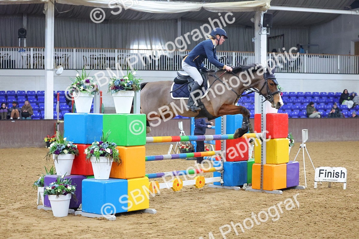 SBM_002016 - Class 15 - Senior Newcomers - First Round (1.10m)