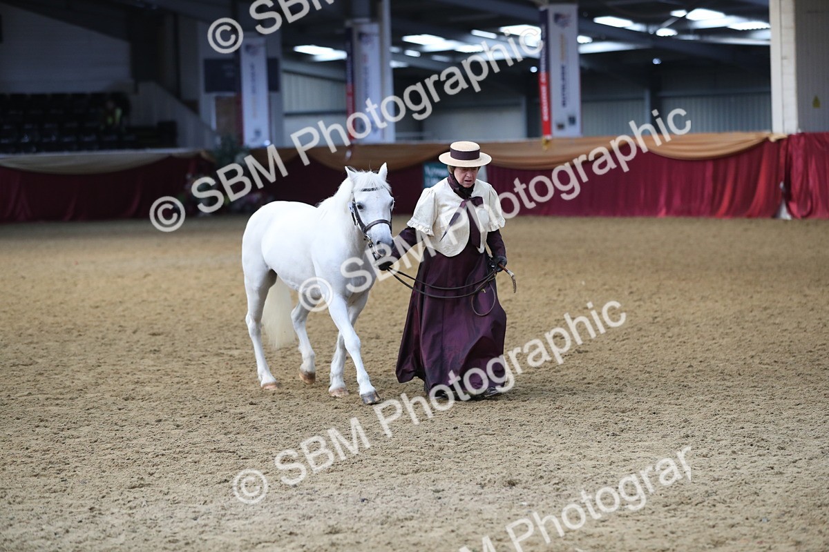 SBM_10814 - Class 103 IH Costume