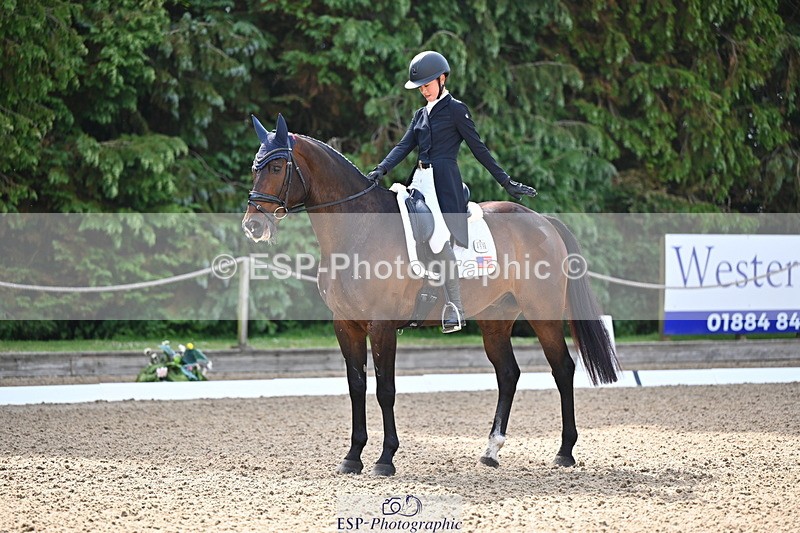 250523A-093411-05566 - D-459-Molly.Duda-DISCO.TRAVELER