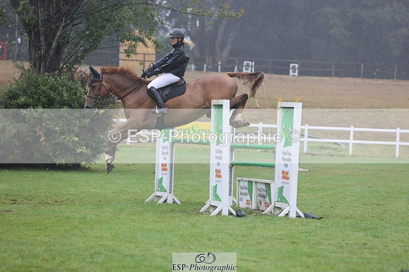 250830A-160928-07430 - Cls 17 Snr Foxhunter