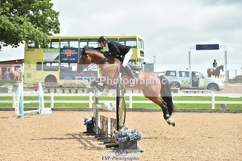 230723A-132312-12049 - Cls 24, 1 Star Gold 1.30m