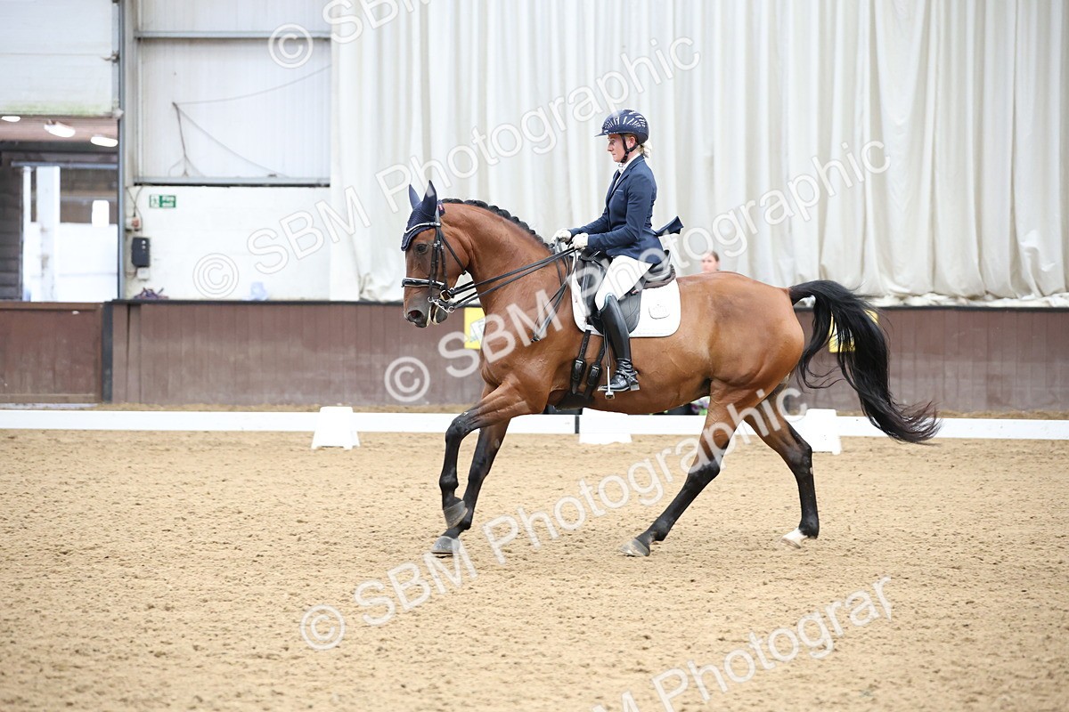 SBM_003977 - Class 8 - Advanced Medium 6 Silver