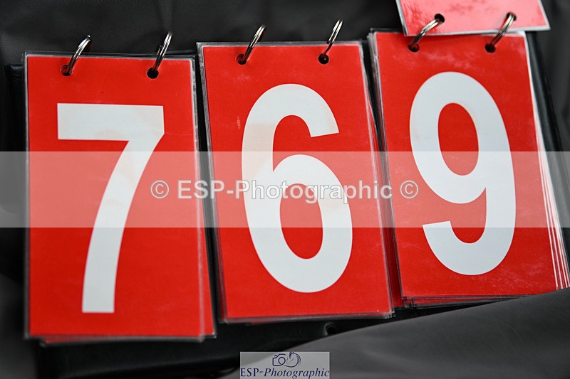 240825X-160925-36671 - 80cm XC 15.30 to 16.30