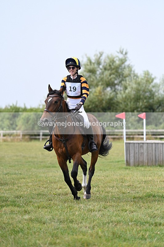 WJ7_6303 - 40cm XC Time 11:31 to 11:49