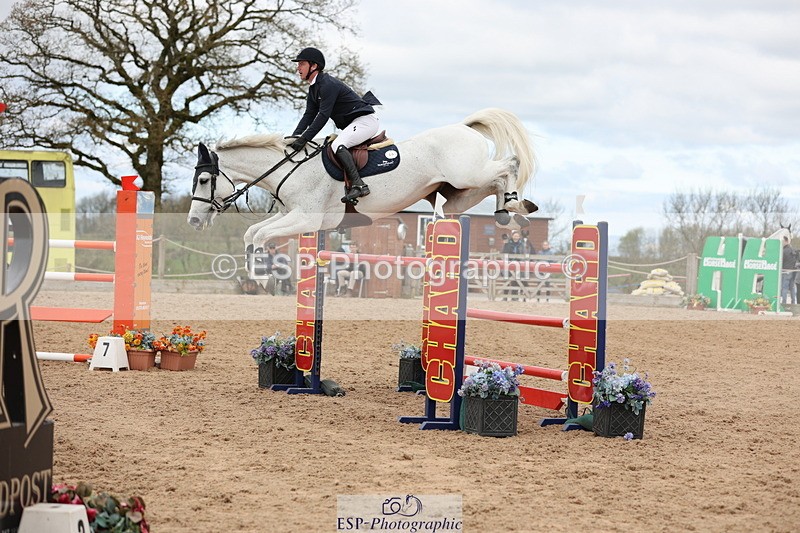 240419A-115309-06876 - Cls 6, 2 Star Medium Tour 1.35m