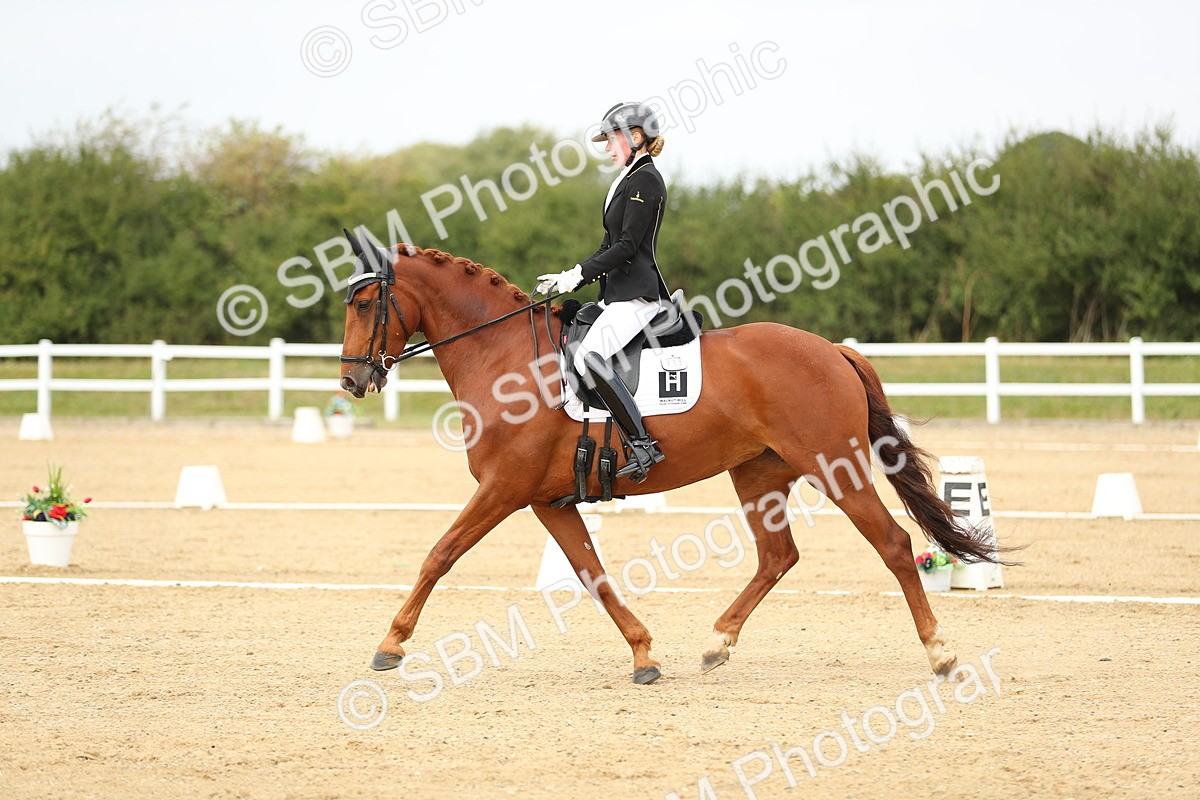 SBM_017604 - Class 13 - Novice 23 - 14.27-15.16