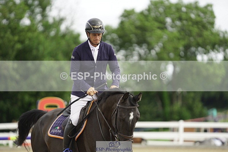 230728A-111126-01172 - Cls 8 Discovery & 1m Open