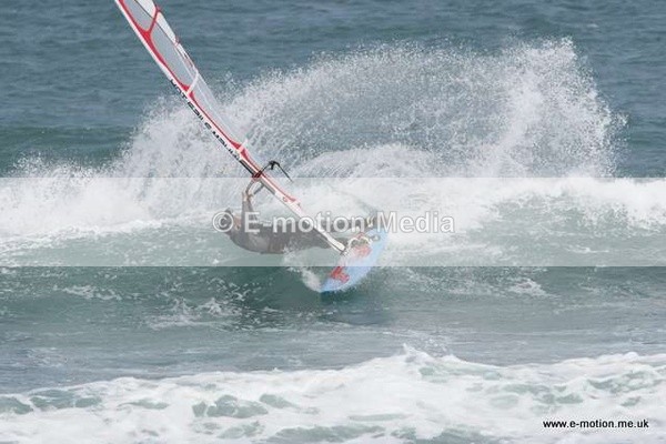 WS 160509  147 - Windsurfing