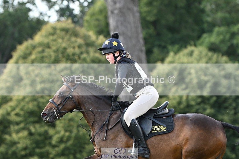 240825X-113928-32091 - 70cm XC 11.00 to 12.00