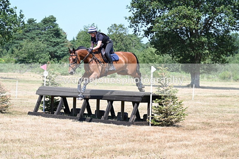 WJ7_5502 - Time 12:37 to 12:38 last rider