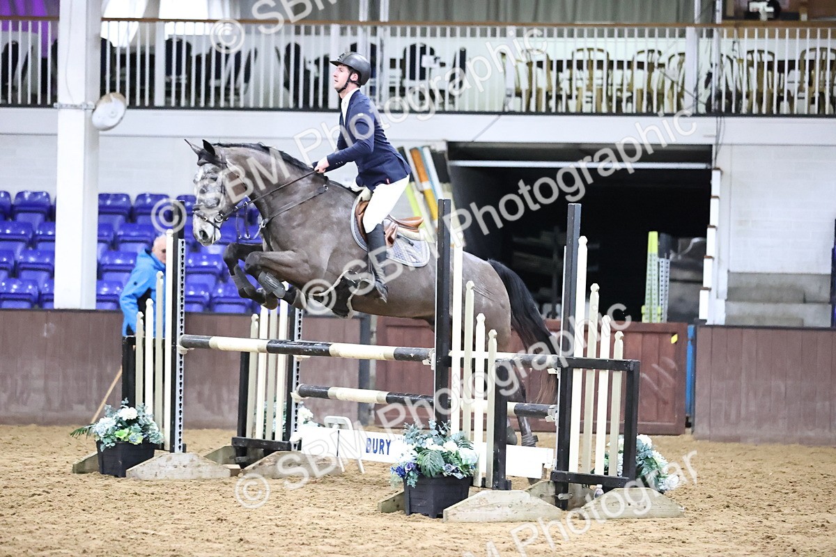 SBM_2373 - Class 8 - Nupafeed Supplements Senior Discovery/ 1m Open