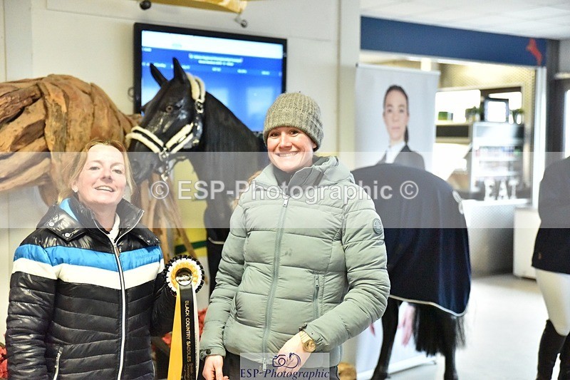 250214-153250-02535 - Advanced Medium Silver Presentations