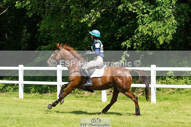 230528-114426-16671 - 410-CHILLIS_GEM-Sarah_Gairdner-XC