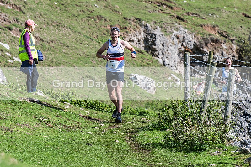Ilam-966 - Ilam Three Peaks Fell Race (Limestone Series) Sunday 28th September 2025