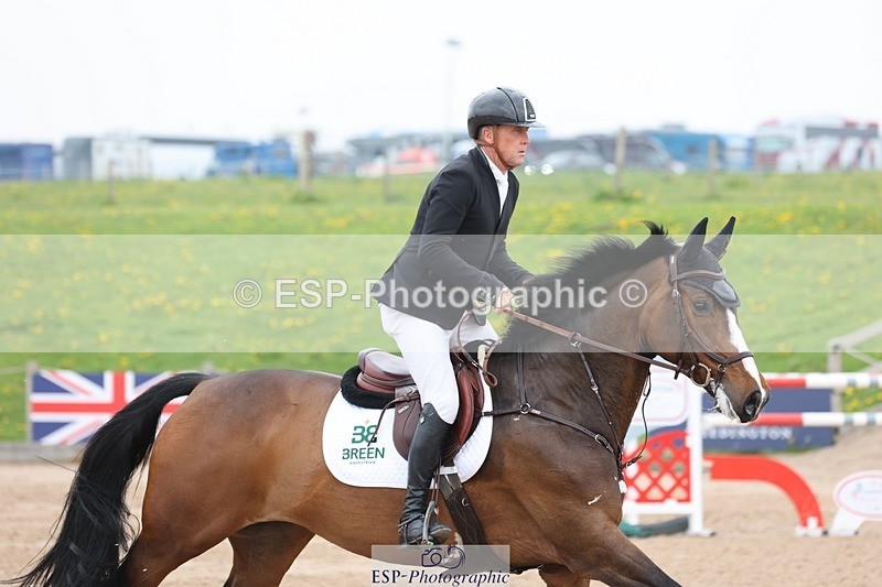 250424-121138-05267 - Cls 1 - 2 Star Small Tour