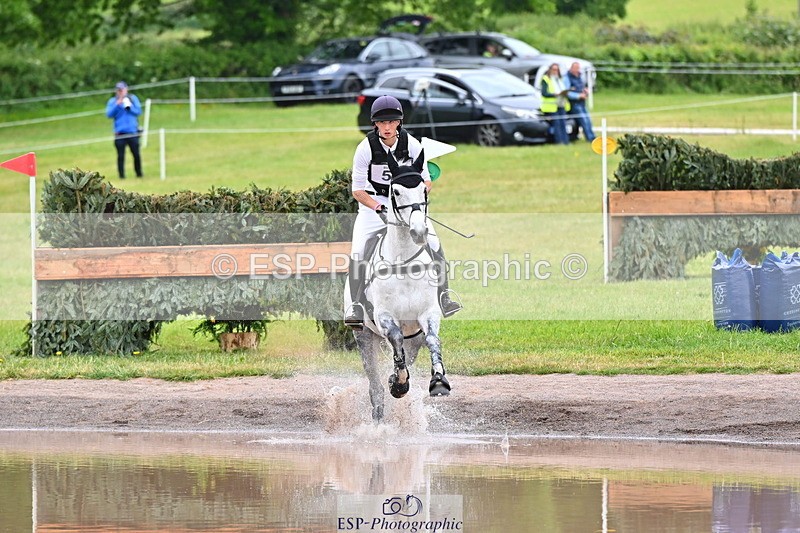 250524A-100657-08904 - A-052-Musa.Hussain-LIQUID.LUCK