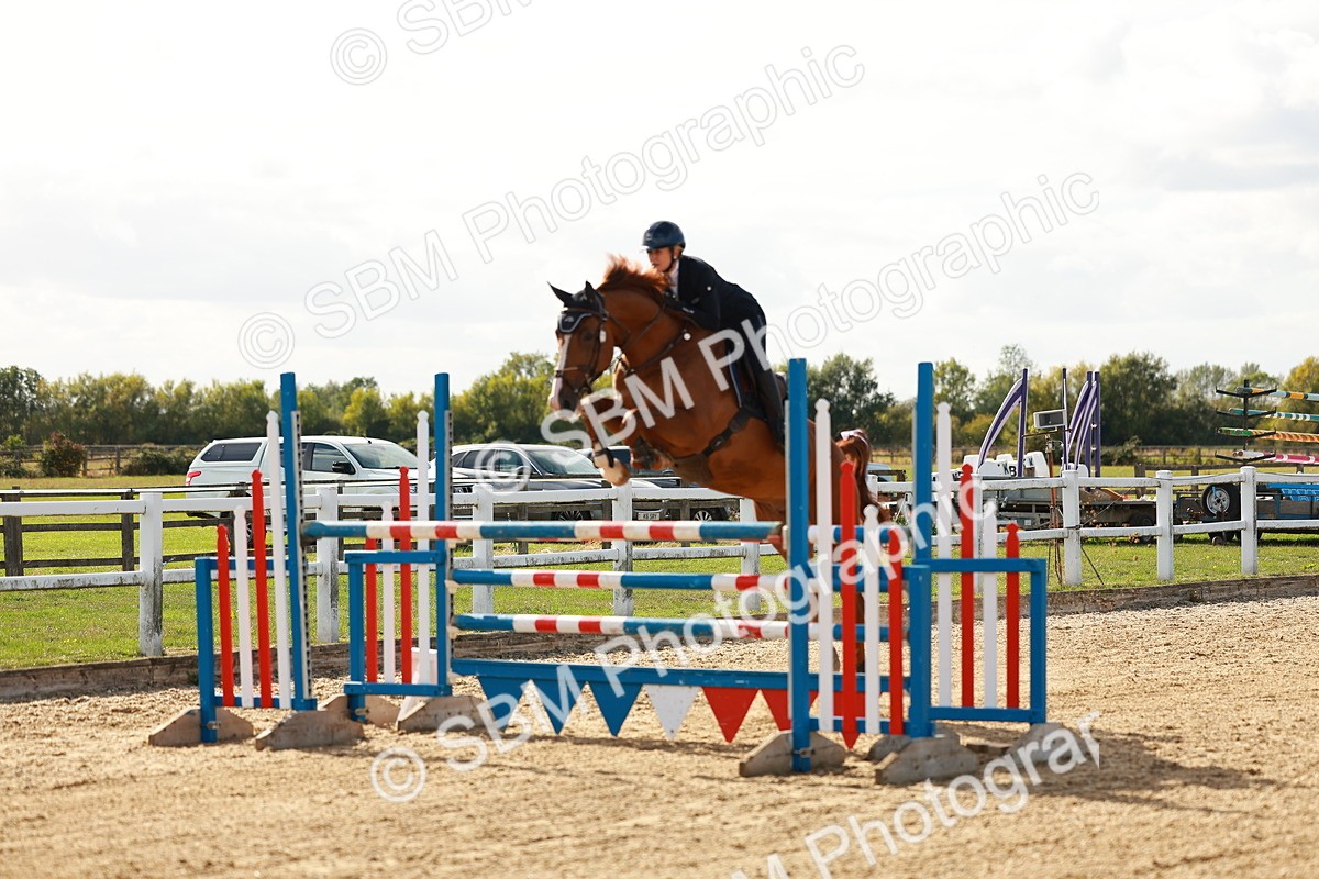 SBM_001863 - Class 5 - Senior Foxhunter - 1.20m