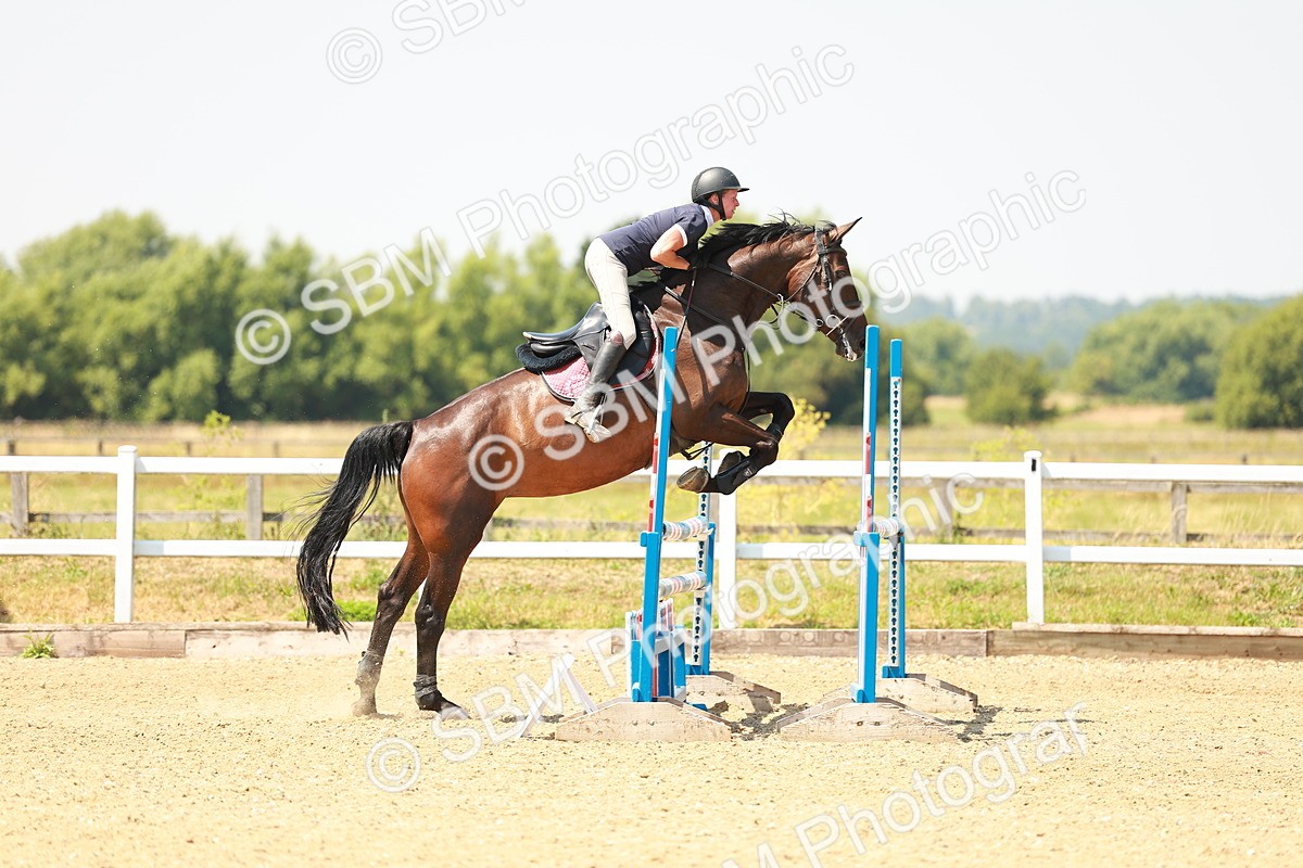 SBM_001709 - Class 4 - Senior Newcomers - 1.10m