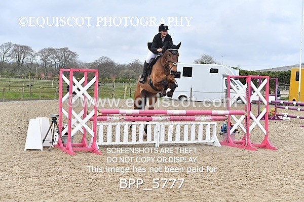 BPP_5777 - CLASS 24 SUN Senior British Novice/ 90cm Open