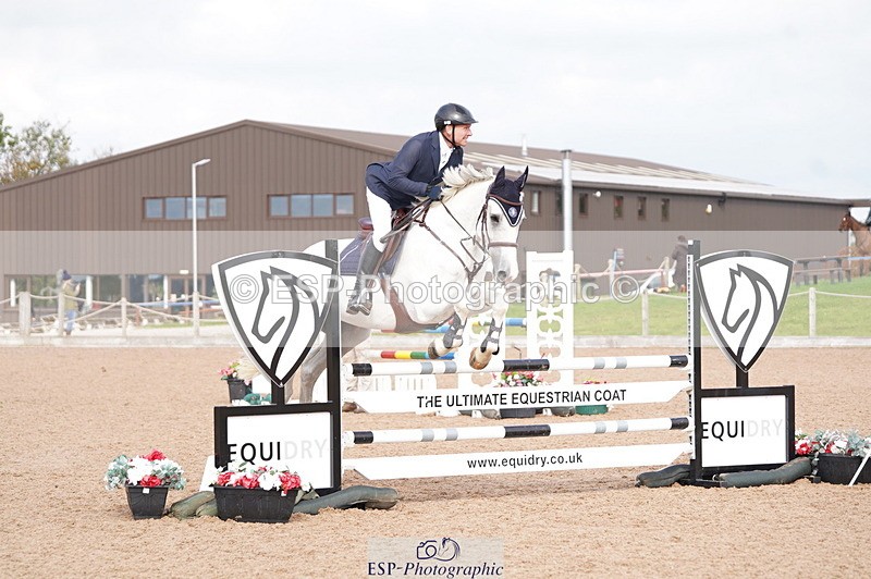 241004A-114536-00313 - Fri 02 Snr 1.05m Open