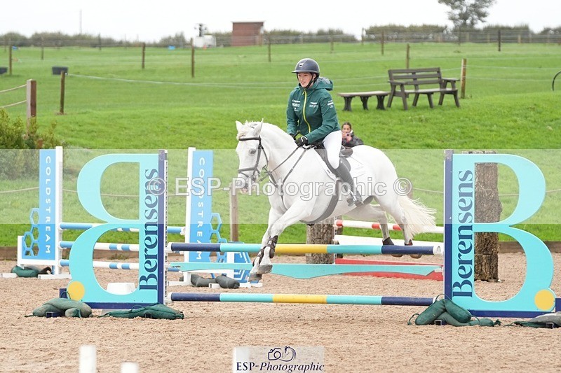 250920-161700-01588 - Cls 22 Pony Intro 90cm Derby