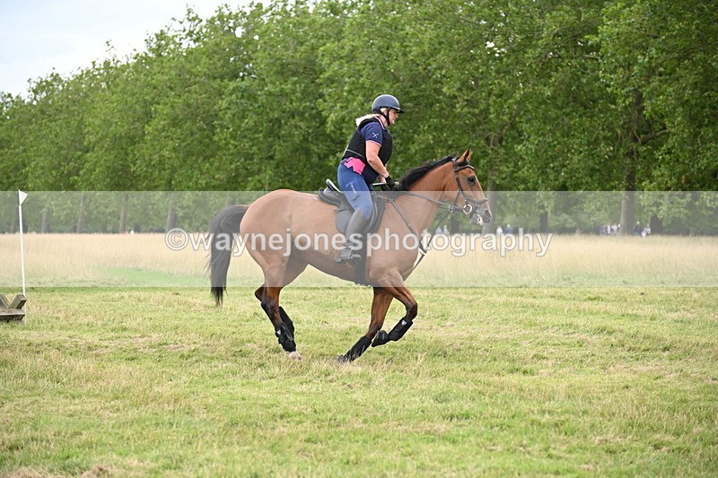 WJ6_5020 - Time at Jump 13:04 to 13:34