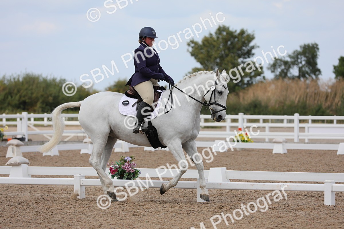 SBM_05779 - Class 32 Novice 1