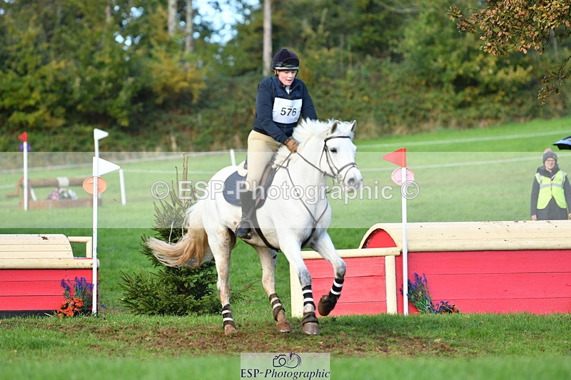 251025A-155109-21931 - G-576-Isabella.Worthington