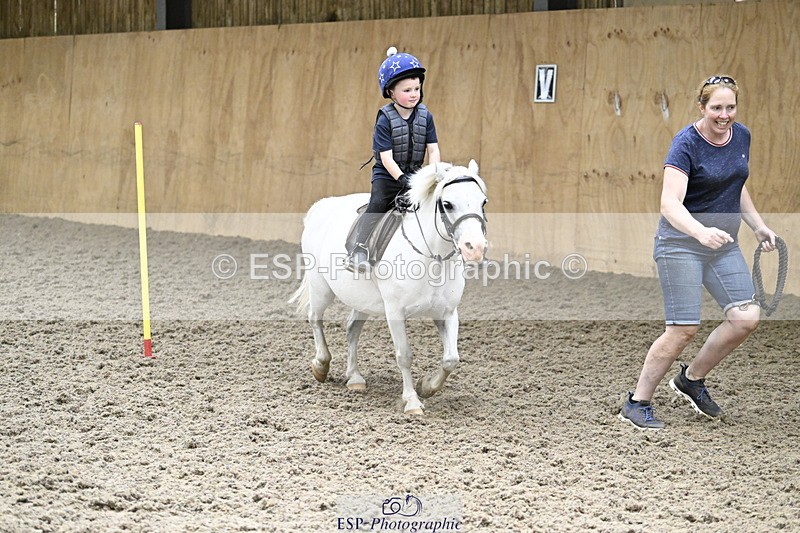 240728B-143022-00588 - Theo and Gemma's Groups Indoor