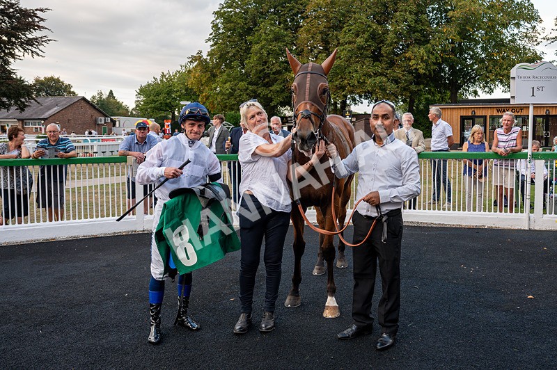 150825-Race 4-Fire Flame-8728 - Race 4