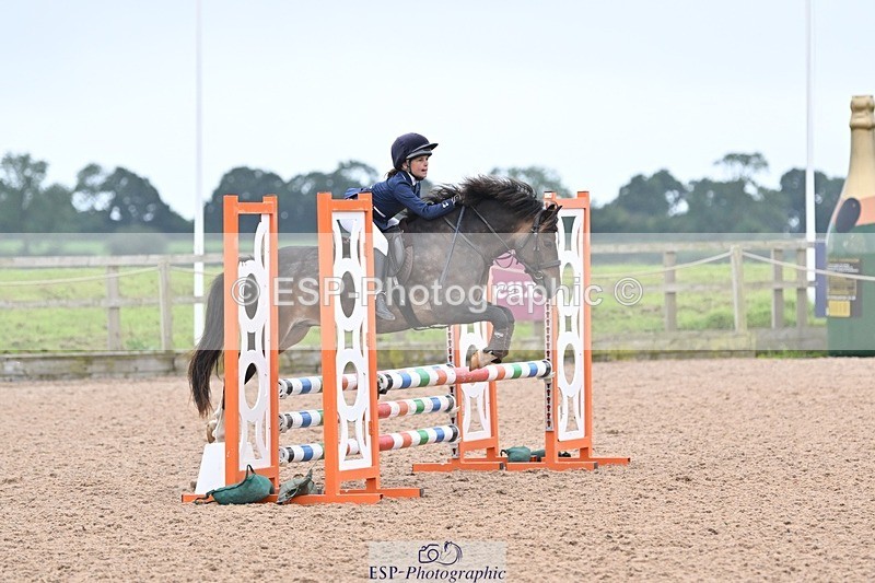 240813-183852-00725 - Classes 5 A&B & 6 80cm