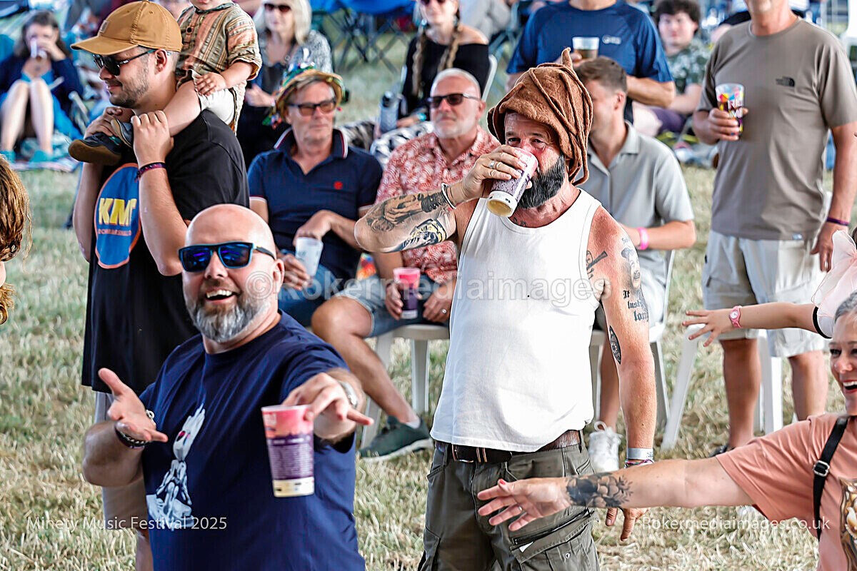 _MGL7357 - MINETY 2025