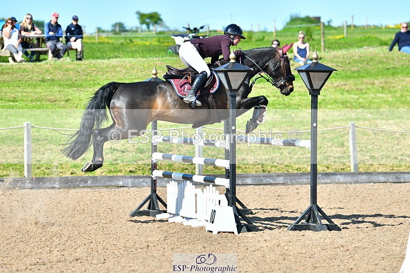 230526A-165231-02800 - Cls 7 Chard 1.20m Speed Derby